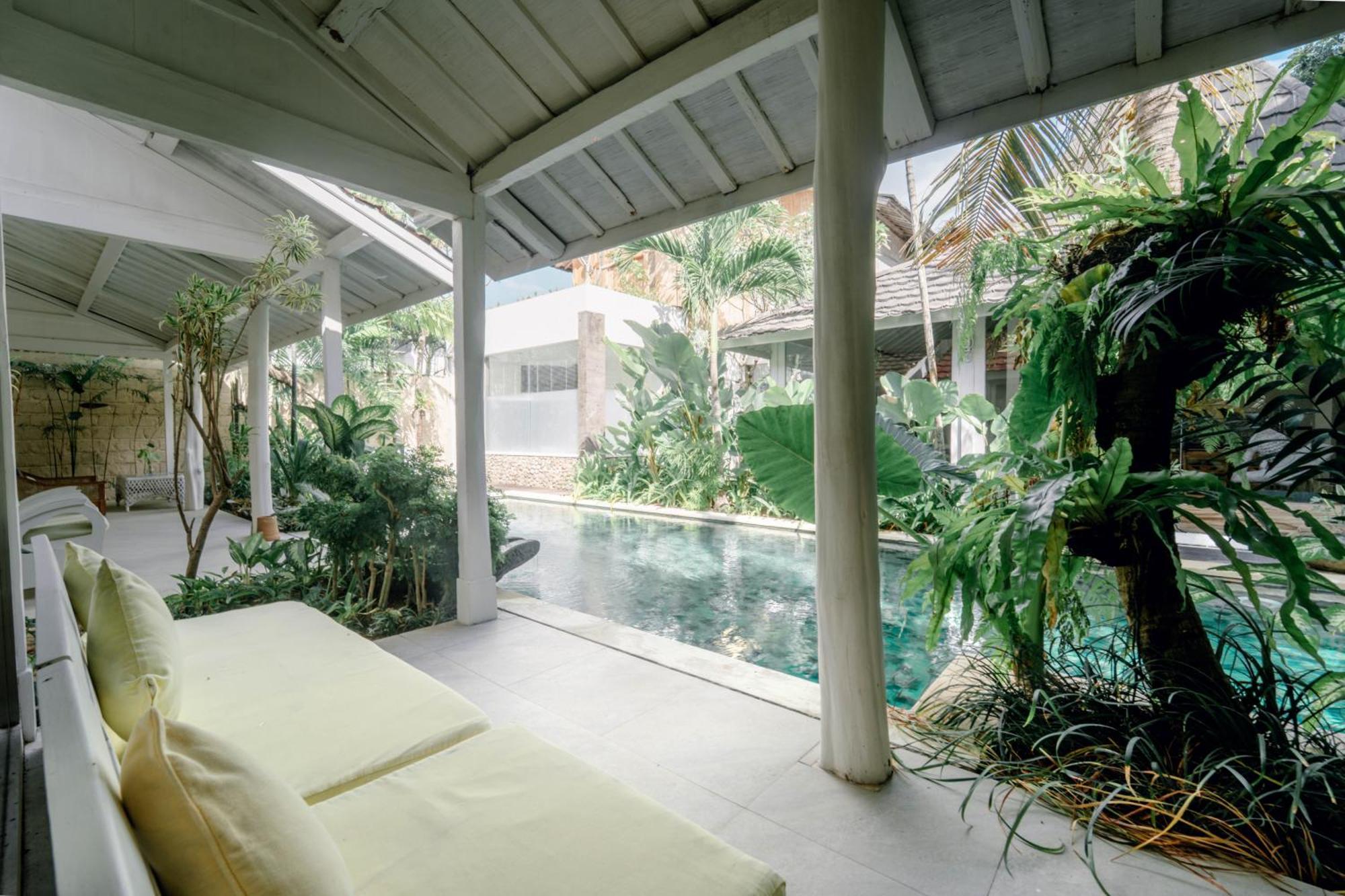 Umalas Suites Seminyak Exterior foto
